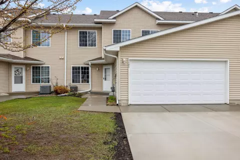 1404 Baldwin Ave N, Glencoe, MN 55336