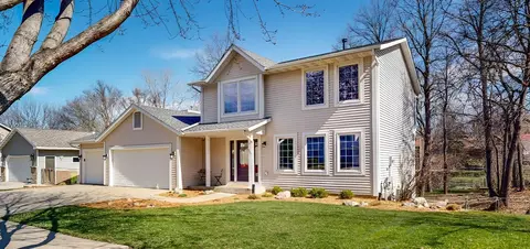 943 Northern Valley Dr NE, Rochester, MN 55906