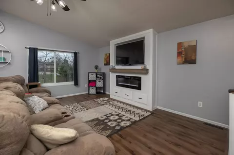 Living - 215 Red School Ln, Kellogg, MN 55945 photo 1 of 7