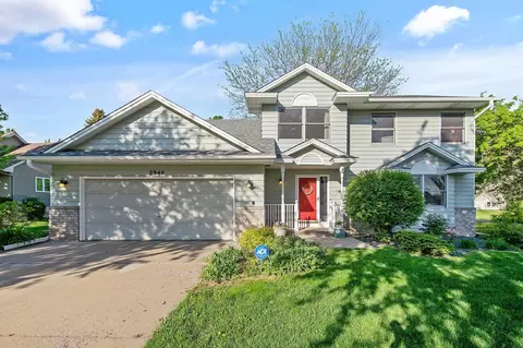 2940 Frank St, Maplewood, MN 55109