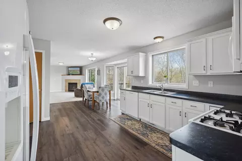 Kitchen - 413 Durango Dr, Roberts, WI 54023 photo 2 of 2