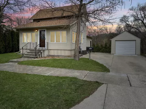 1103 1st Ave NE, Faribault, MN 55021 photo 2