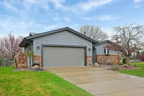 4892 149th Ct, Apple Valley, MN 55124