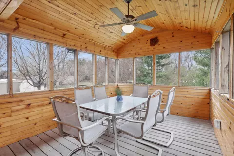 4500 W 136th St, Savage, MN 55378