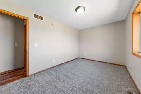 1806 13th St NW, Faribault, MN 55021 photo 17
