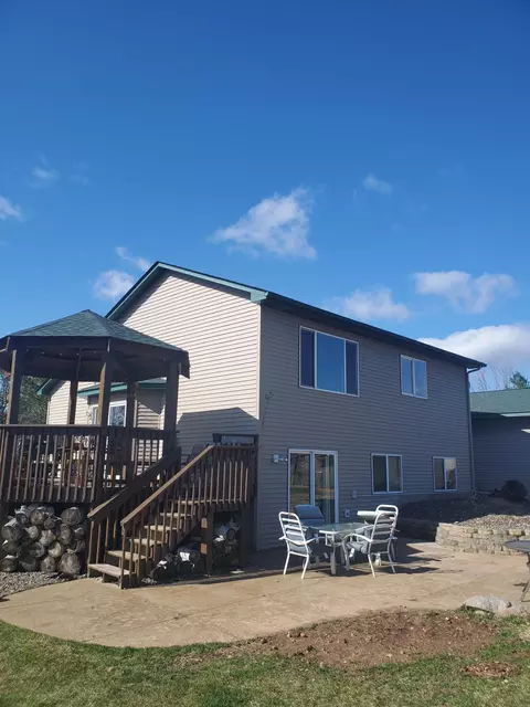 Exterior - 1958 Collin St, Mora, MN 55051 photo 7 of 10