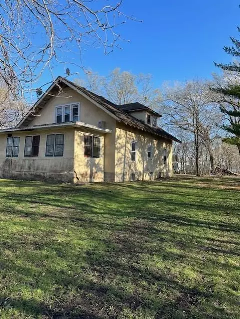 616 E 11th St, Albert Lea, MN 56007 photo 2