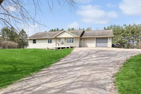 15865 Rivers Edge Dr, Milaca, MN 56353