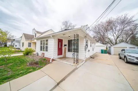 937 10th St SE, Rochester, MN 55904
