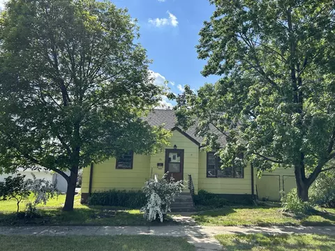 31 12th Ave N, Waite Park, MN 56387