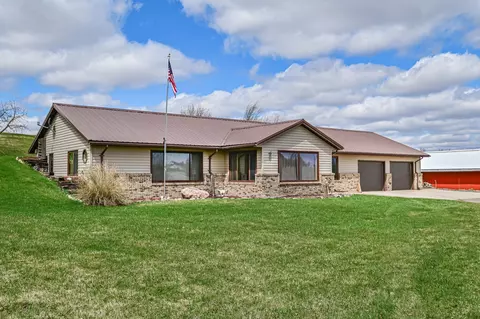 8585 Majestic Rd, Pine City, MN 55063