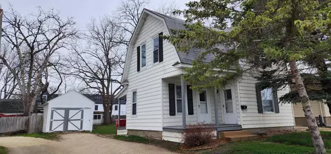 433 10th Ave SE, Rochester, MN 55904