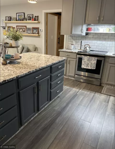 Kitchen - 16389 Goshawk St, Mcgregor, MN 55760 photo 4 of 4