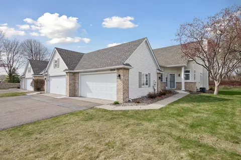 18394 Cattail Ct, Eden Prairie, MN 55346