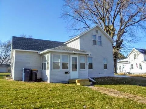 132 Langford Ave, Kenyon, MN 55946