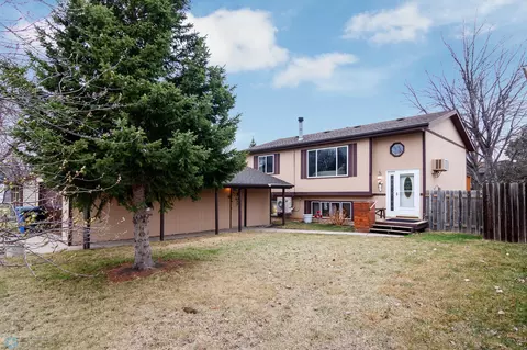 3021 21st St S, Fargo, ND 58103