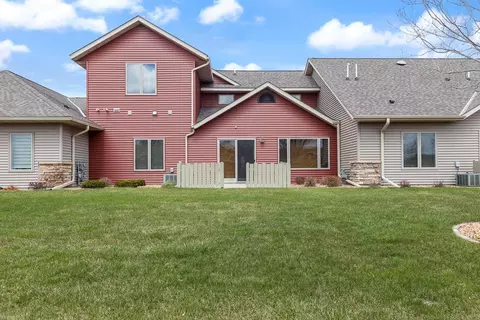 1654 Thunderbird Rd, Marshall, MN 56258 photo 5