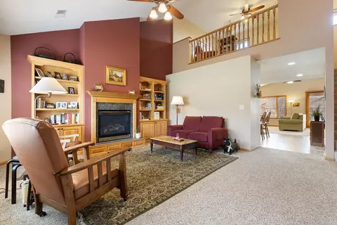 1654 Thunderbird Rd, Marshall, MN 56258 photo 6