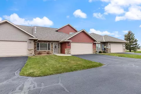 1654 Thunderbird Rd, Marshall, MN 56258