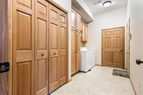 1654 Thunderbird Rd, Marshall, MN 56258 photo 10