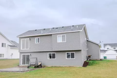 555 Alaska Loop, Cambridge, MN 55008 photo 14
