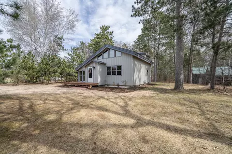 31556 Stewarts Bay Dr, Pequot Lakes, MN 56472