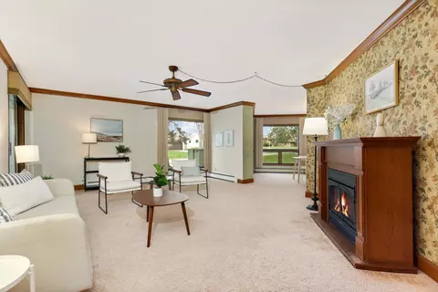 2495 Canabury Dr #126, Little Canada, MN 55117