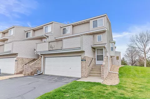 7335 Bond Way #12, Inver Grove Heights, MN 55076