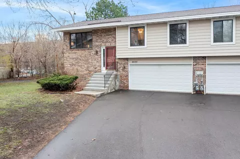 2233 Oregon Ct, Saint Louis Park, MN 55426