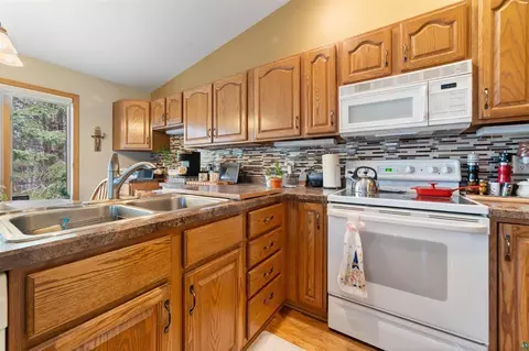 1601 Lavaque Rd, Proctor, MN 55810 photo 5