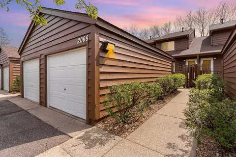 2066 11th Ave E, North Saint Paul, MN 55109