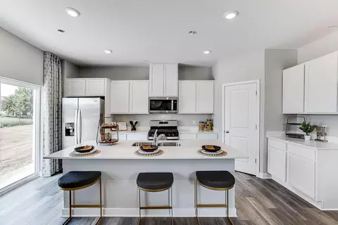 13793 Kaylemore Trl, Rosemount, MN 55068
