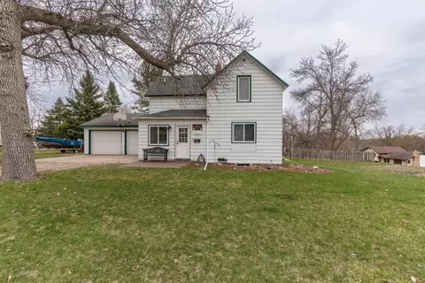 1104 N Vine St, Fergus Falls, MN 56537