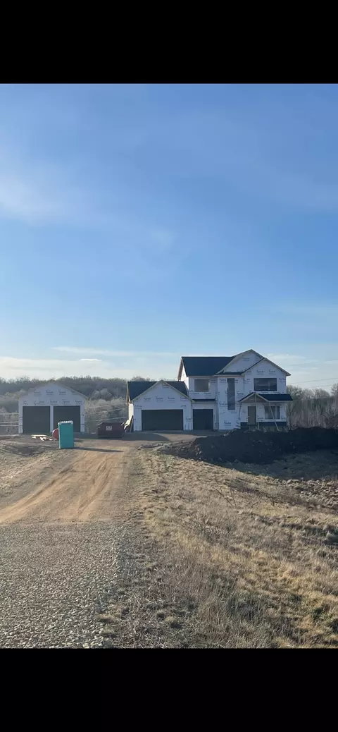 1209 54th St, Hudson, WI 54016
