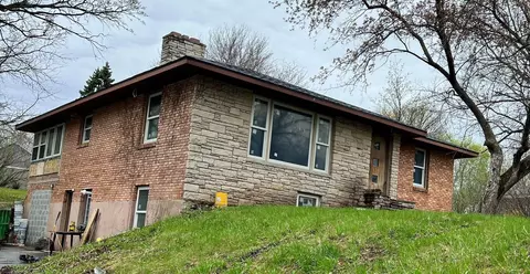 11801 Minnetonka Blvd, Minnetonka, MN 55305