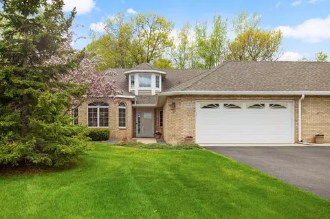 15905 38th Ave N, Plymouth, MN 55446