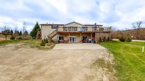 60810 272nd Ave, Mantorville, MN 55955