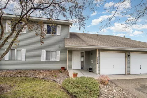 6254 Magda Dr #C, Maple Grove, MN 55369