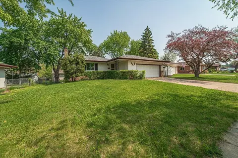 2203 Falcon Ave, Saint Paul, MN 55119