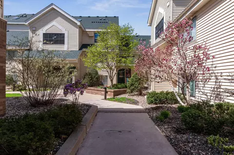 7610 York Ave S #3106, Edina, MN 55435