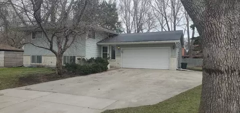434 Horn Ave, Moorhead, MN 56560