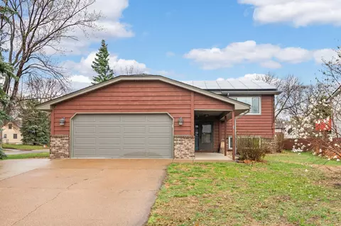 5316 Xenia Ave N, Crystal, MN 55429
