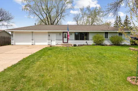 8474 Greenway Ave S, Cottage Grove, MN 55016