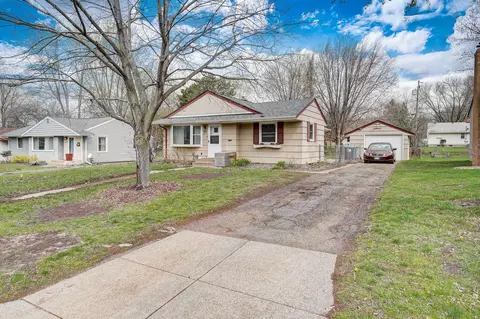 373 Ruby Dr, West Saint Paul, MN 55118