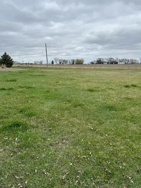 230 NE 5th St, Pennock, MN 56279