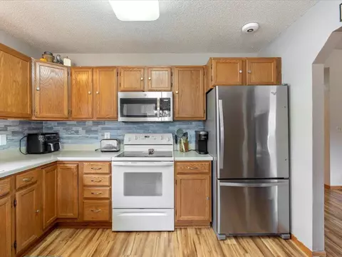 Kitchen - 13441 Honeysuckle Way, Baxter, MN 56425 photo 2 of 3