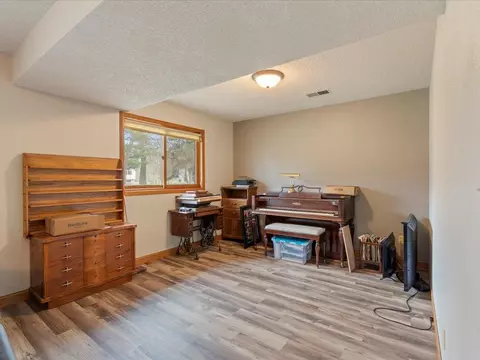 Bedroom - 13441 Honeysuckle Way, Baxter, MN 56425 photo 8 of 8