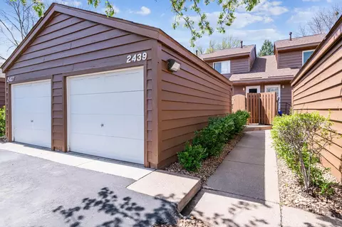 2439 Crestwood Dr, North Saint Paul, MN 55109