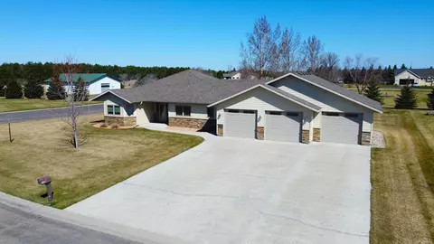 Exterior - 708 14th St NW, Perham, MN 56573 photo 7 of 29