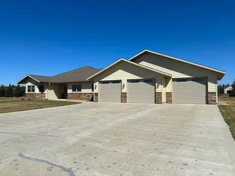 Exterior - 708 14th St NW, Perham, MN 56573 photo 29 of 29